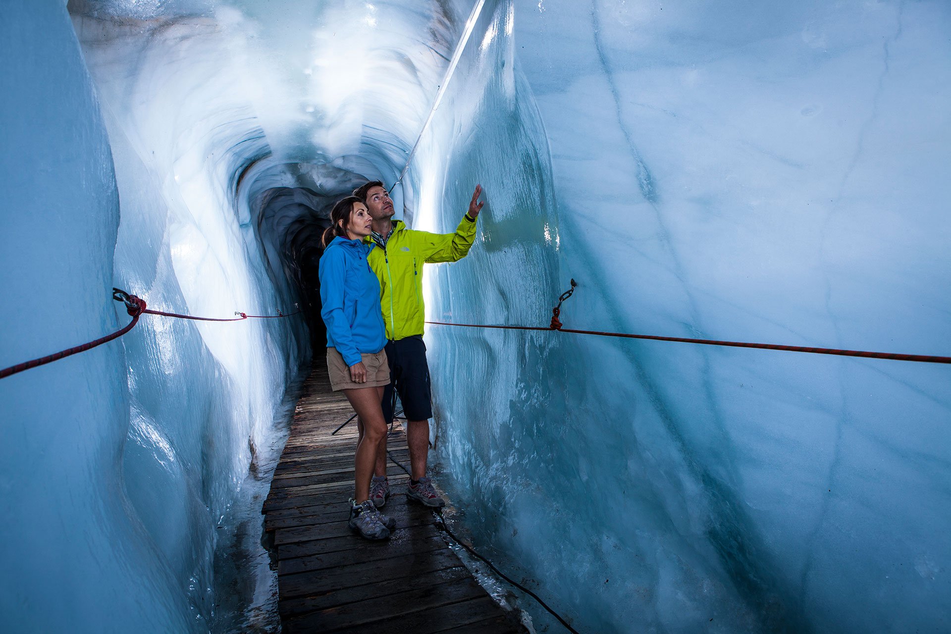 https://www.sailer-und-stefan.at/sites/default/files/pitztalcard/kaunertaler_gletscher_gletschserspalte_by_daniel_zangerl.jpg