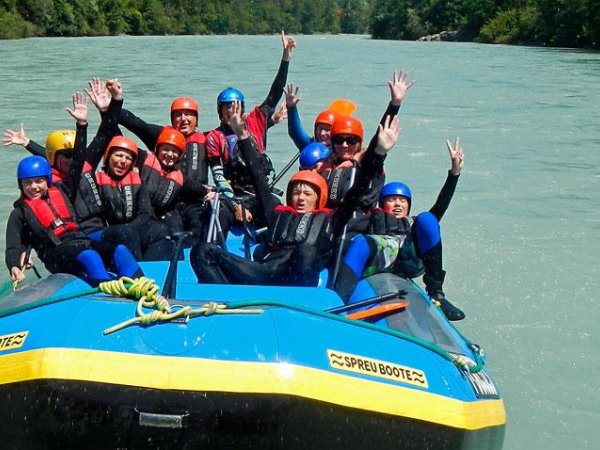 Kinder beim Mountain Coaster